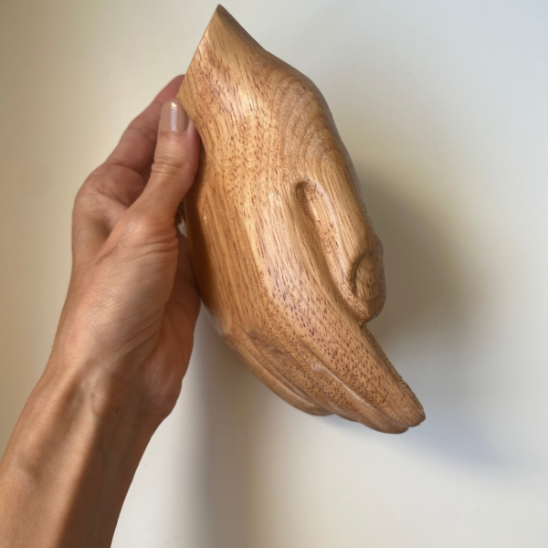 Cuenco de manos de madera