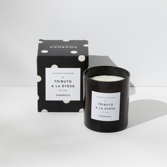 Charuca Candle: Tribute to the Goddess