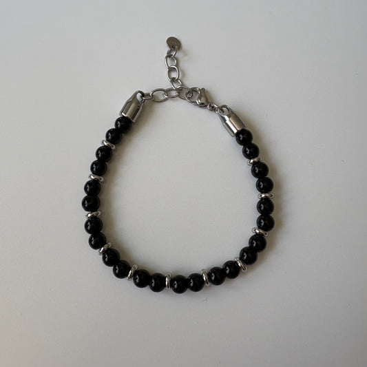 Pulsera de ágata negra y acero inoxidable