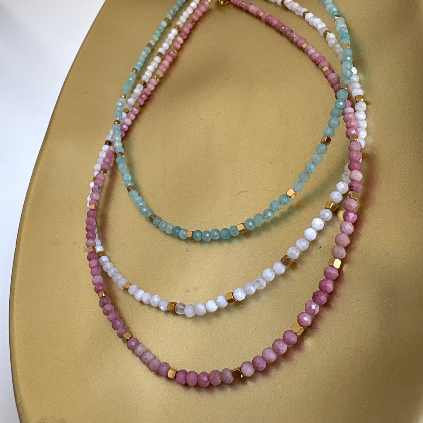 Collar Magnetic Vibes
