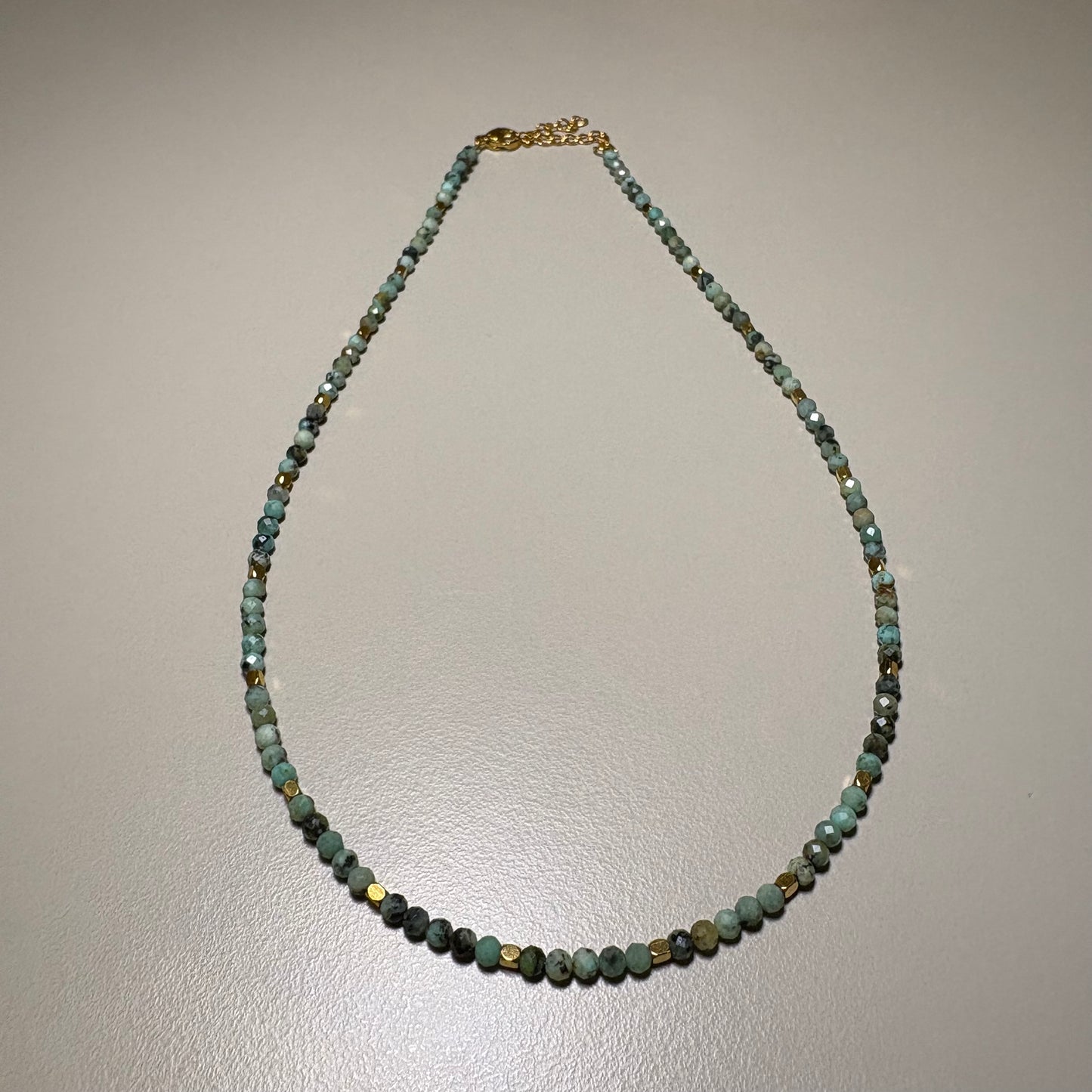 Collar Magnetic Vibes