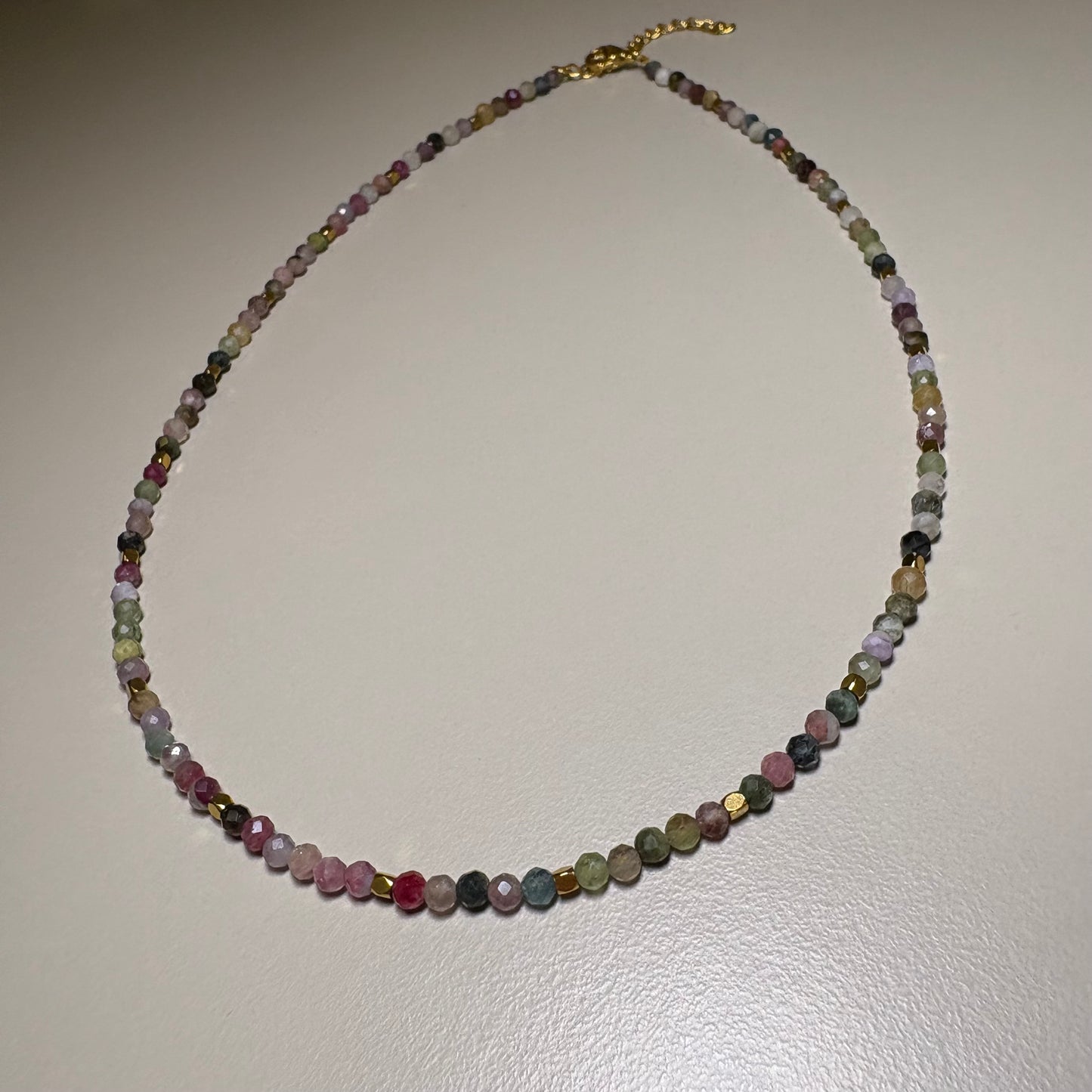 Collar Magnetic Vibes