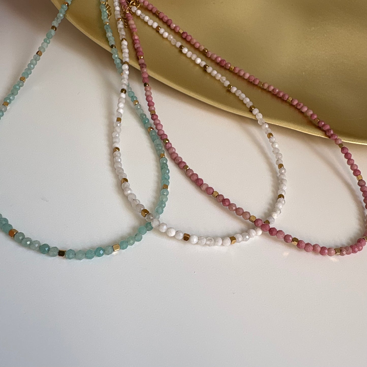 Collar Magnetic Vibes