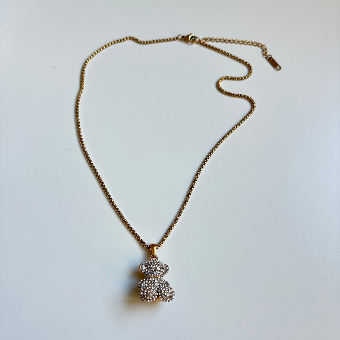 Collar oso bañado en oro