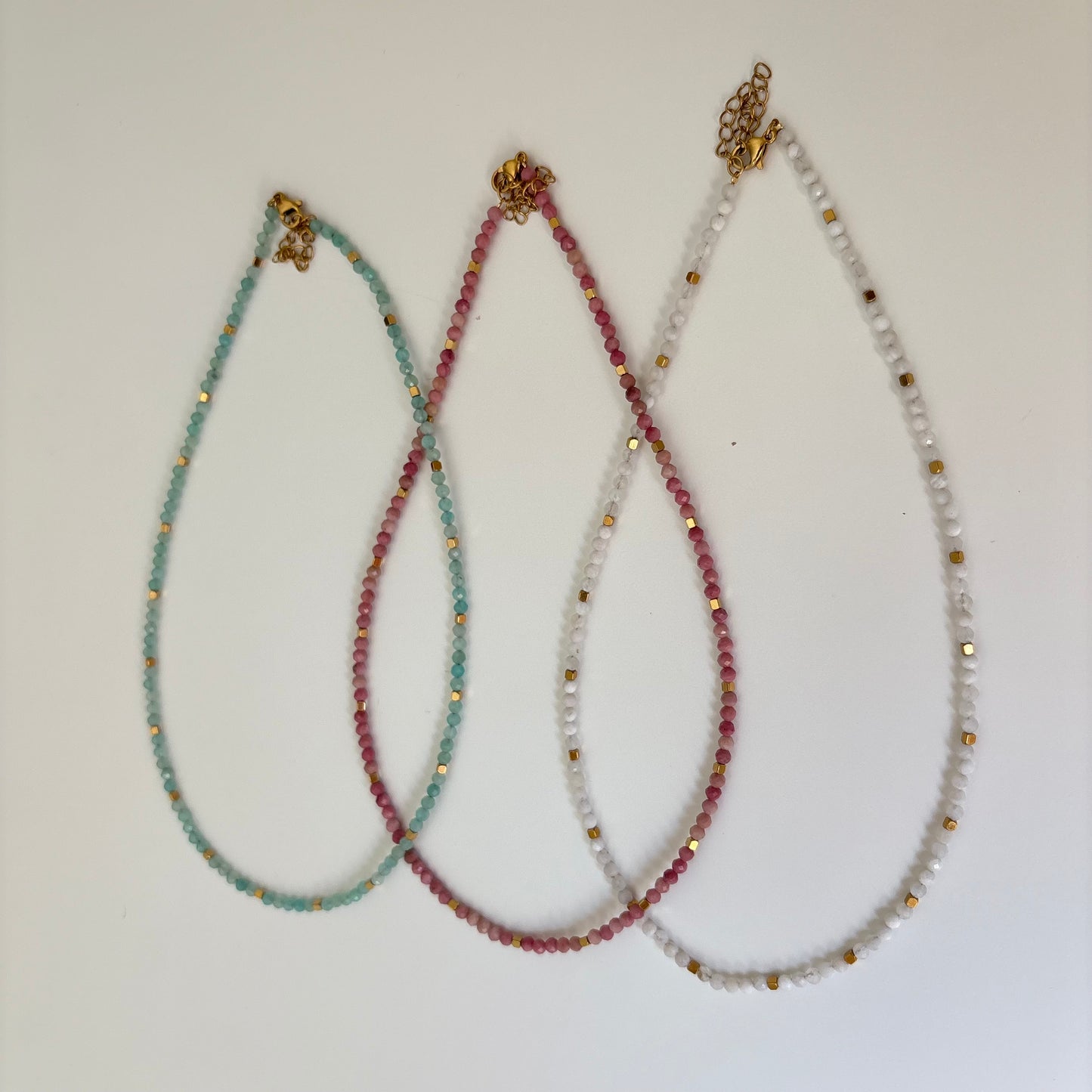 Collar Magnetic Vibes