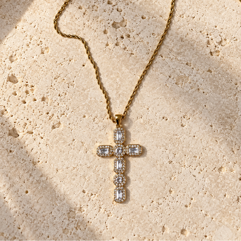 Collar Fe con cruz banando en 