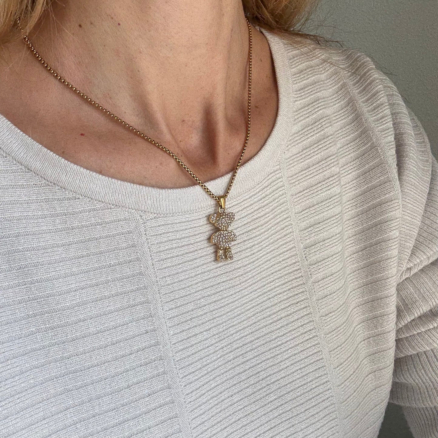 Collar oso bañado en oro