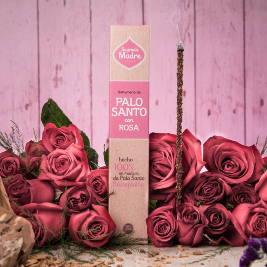 Incenso Palo Santo com rosas da Santa Madre