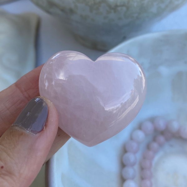 Rose quartz heart