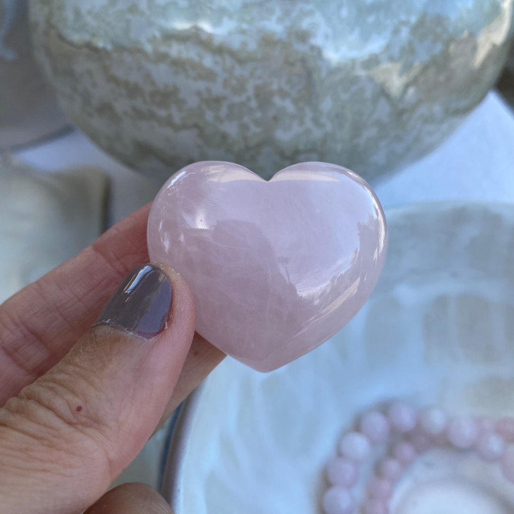 Rose quartz heart